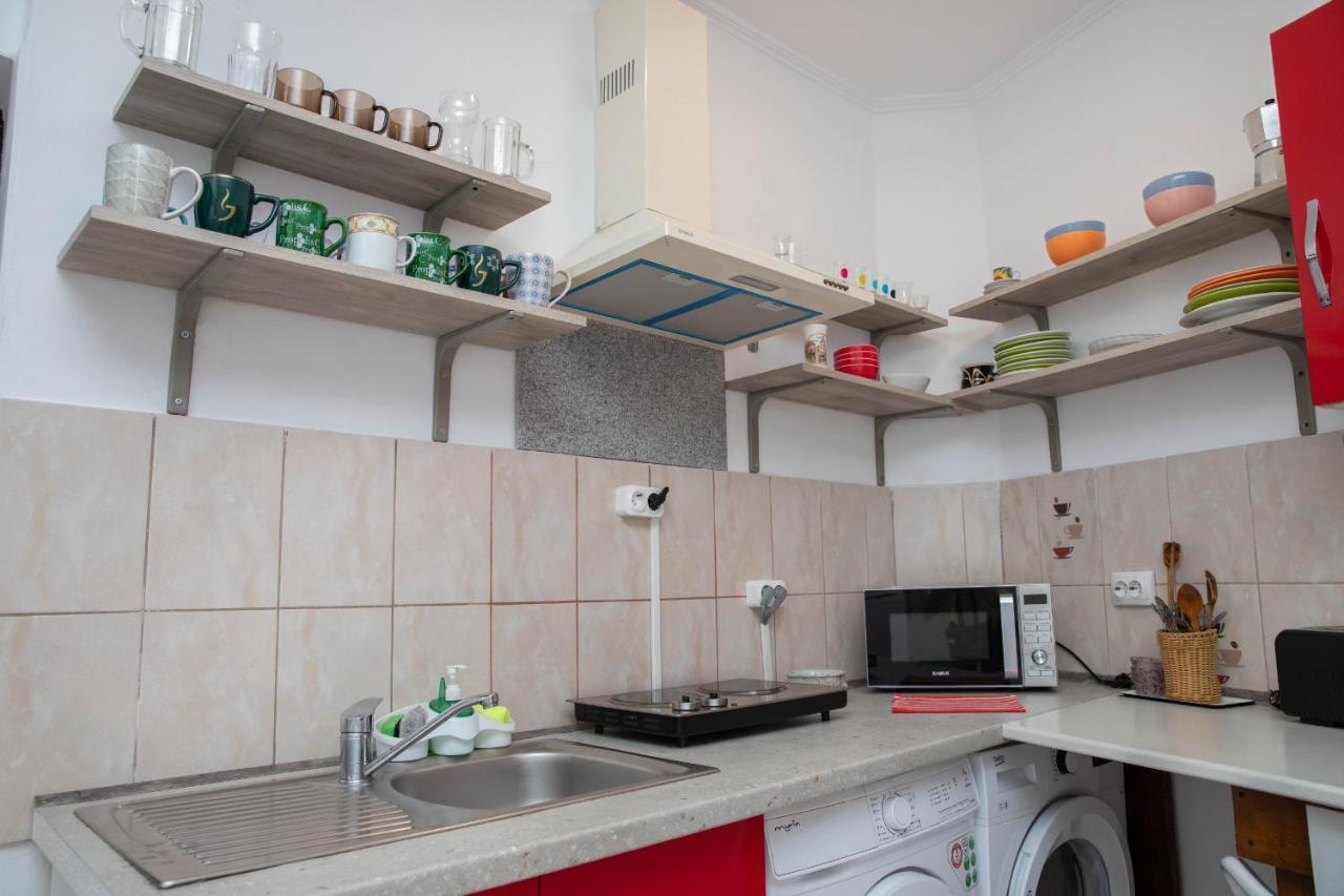 Cosy Apartment In City Centre Oradea Exteriör bild