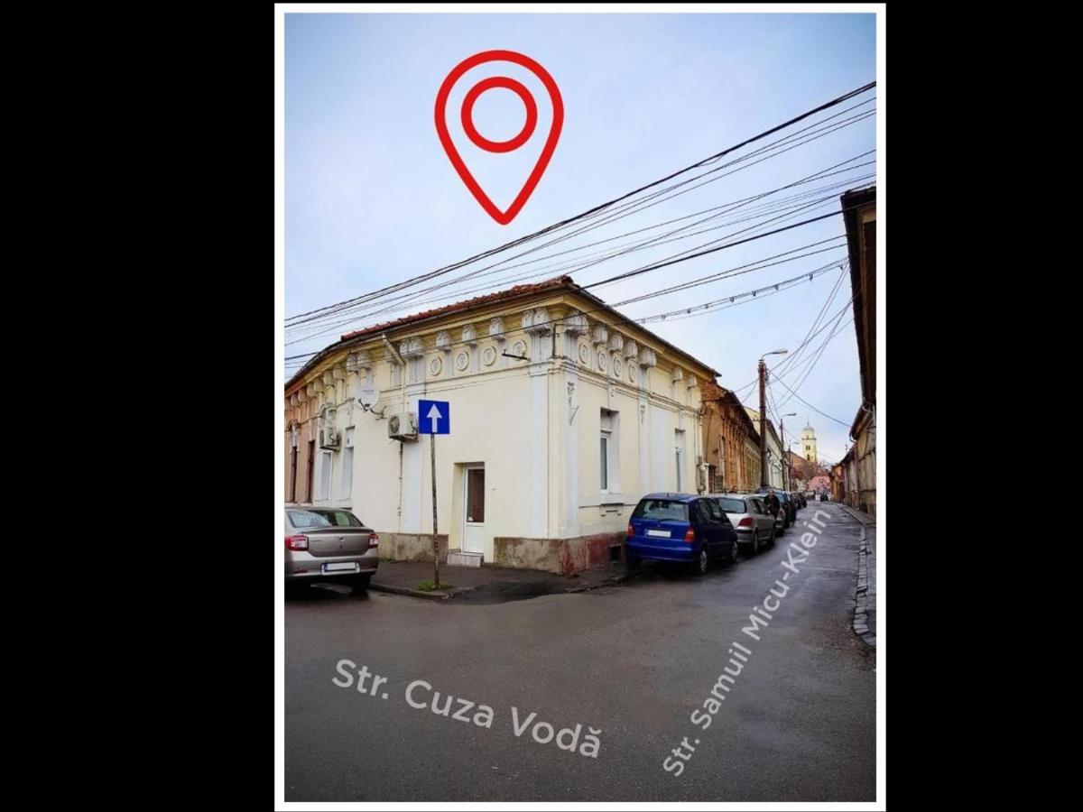 Cosy Apartment In City Centre Oradea Exteriör bild